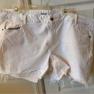Old Navy Women's Frayed White Jean Shorts